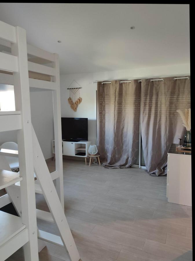 F1 Avec Un Espace Jardin Daire Gattières Dış mekan fotoğraf